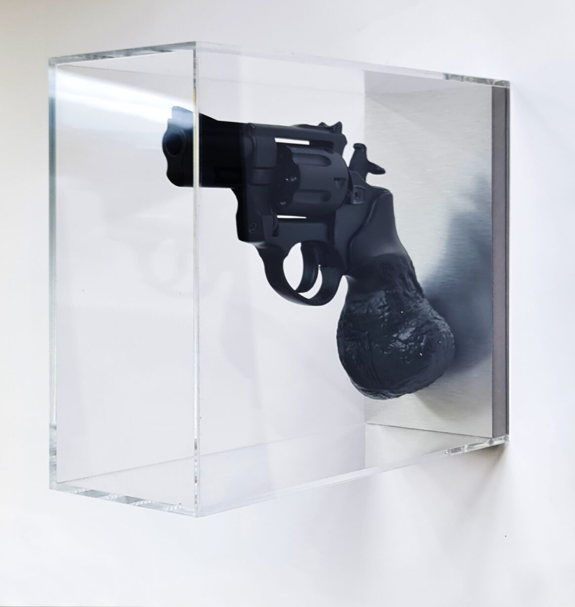 Gun